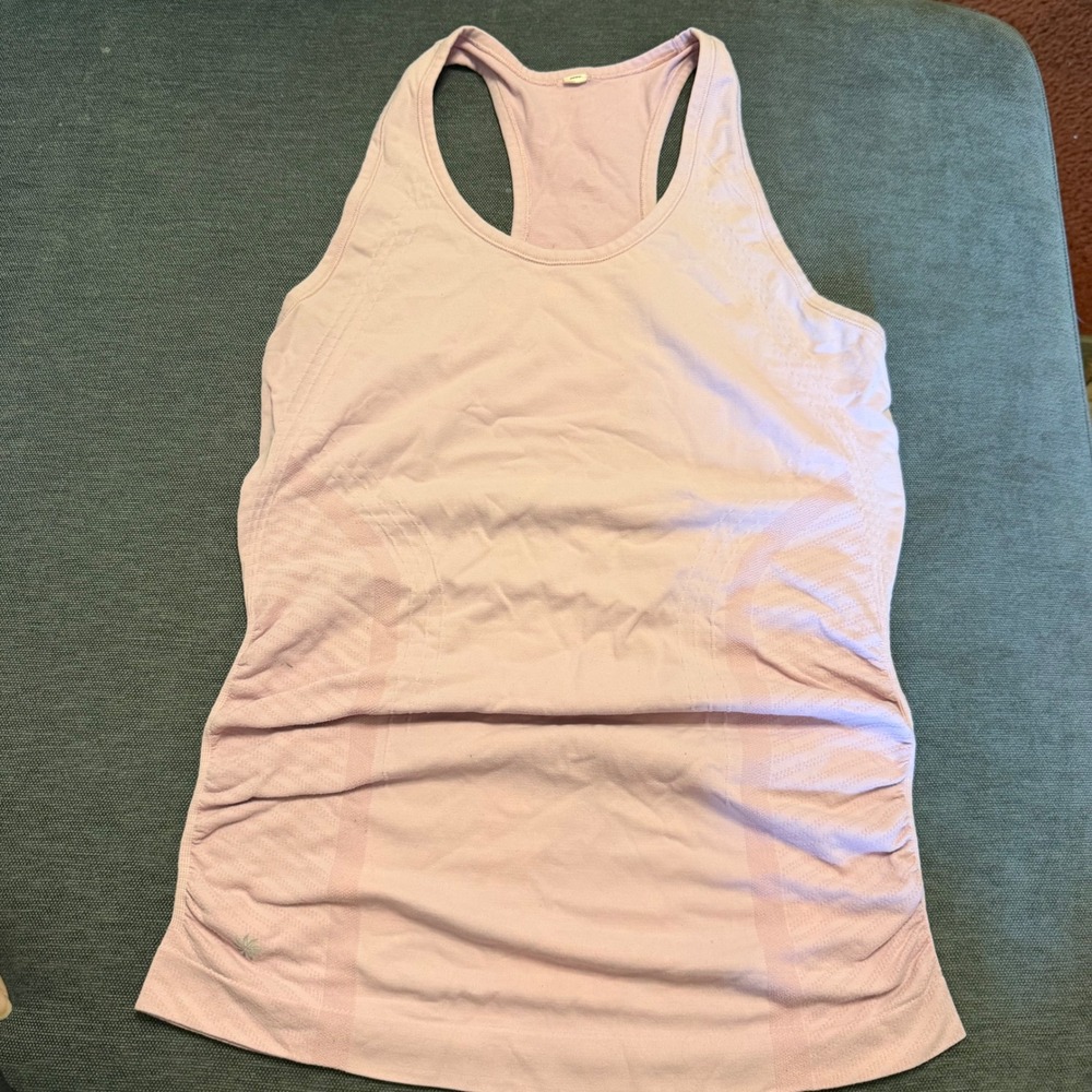Athleta Momentum Tank Top Light Pink Seamless Racerback Athletic Shirt Womens S